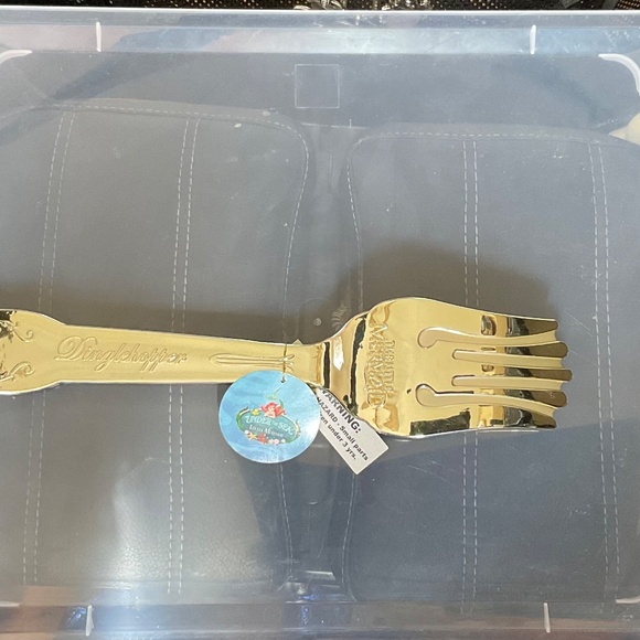 Disney  LITTLE MERMAID ARIELS ‘’DINGLEHOPPER ‘’  FORK  NWT - Picture 9 of 13